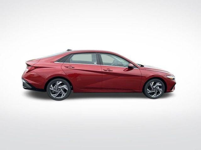 new 2025 Hyundai Elantra car, priced at $25,040