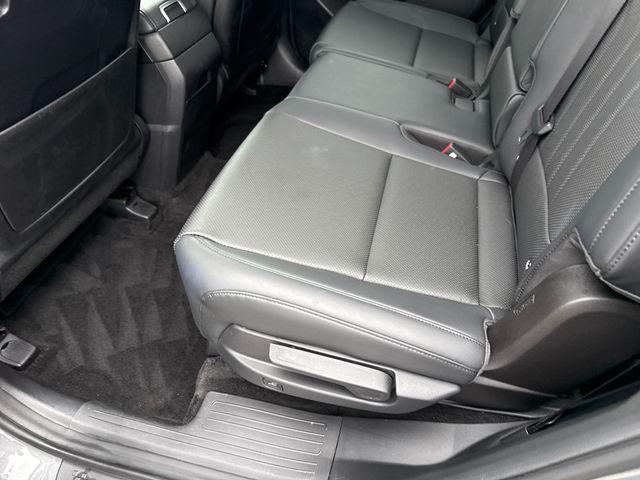 used 2025 Hyundai Santa Fe car, priced at $32,272