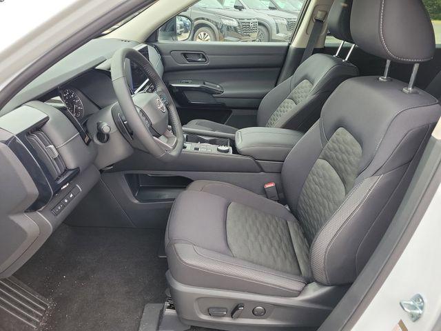 new 2026 Nissan Pathfinder car, priced at $38,561