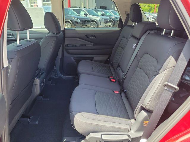 new 2026 Nissan Pathfinder car, priced at $38,561