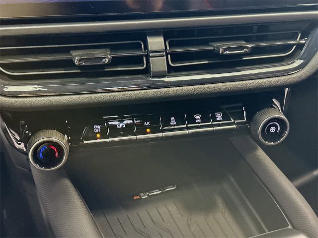 new 2025 Chevrolet Equinox EV car, priced at $29,640