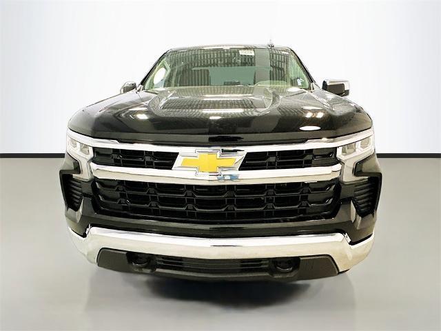 new 2026 Chevrolet Silverado 1500 car, priced at $40,995
