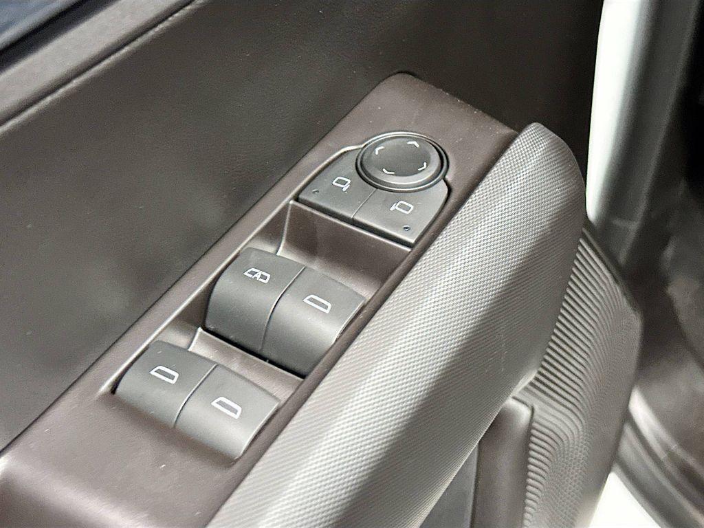 new 2026 Chevrolet Colorado car, priced at $33,995