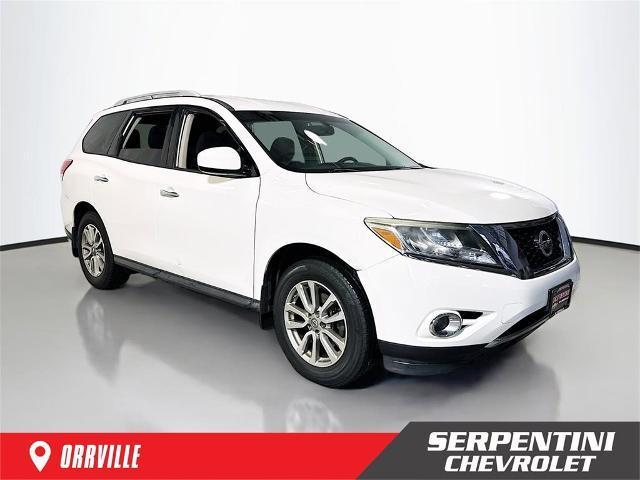 used 2016 Nissan Pathfinder car, priced at $10,995