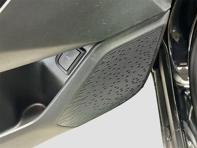 new 2026 Chevrolet Equinox car, priced at $29,390