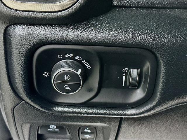 used 2021 Ram 1500 car, priced at $19,995