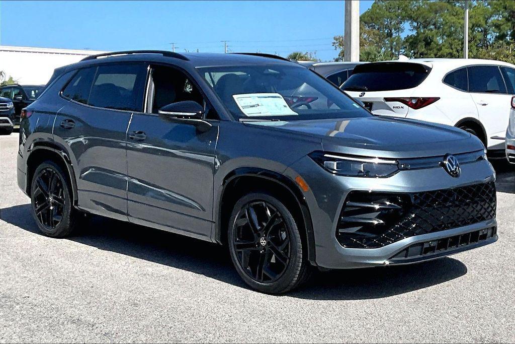 new 2026 Volkswagen Tiguan car, priced at $35,988