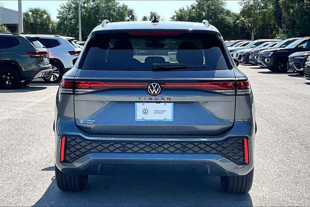 new 2026 Volkswagen Tiguan car, priced at $35,988