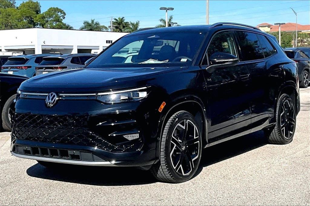 new 2026 Volkswagen Tiguan car, priced at $45,177