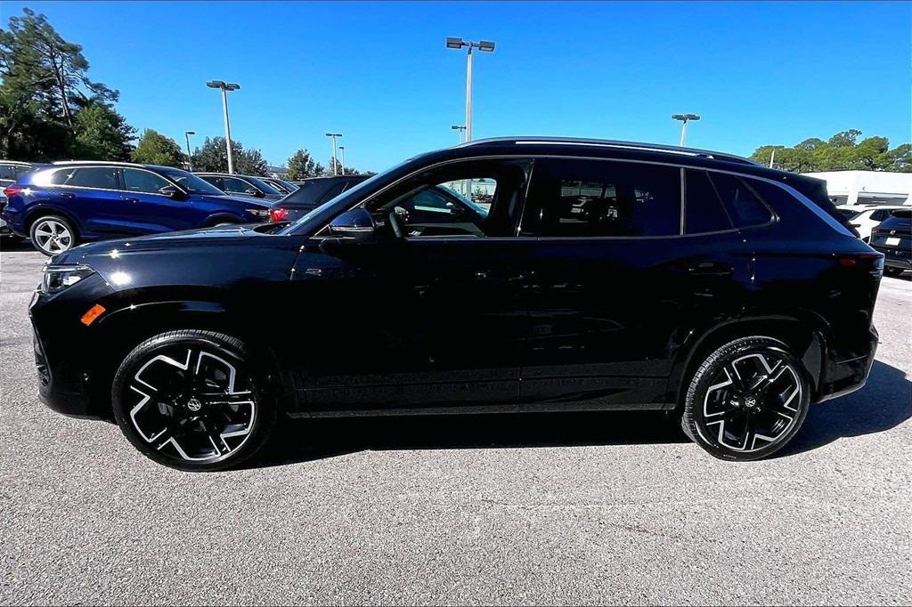 new 2026 Volkswagen Tiguan car, priced at $45,177