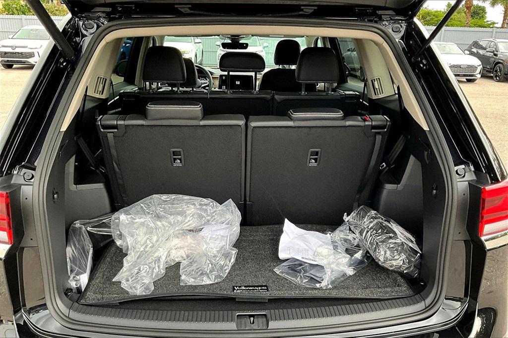 new 2026 Volkswagen Atlas car, priced at $38,446