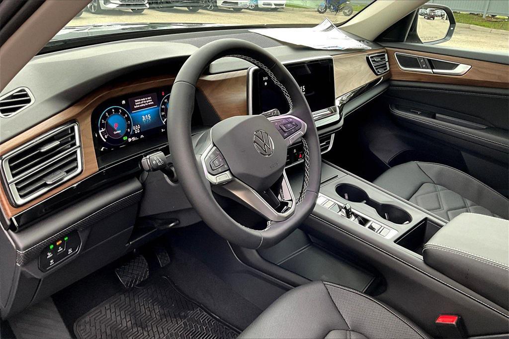 new 2026 Volkswagen Atlas car, priced at $38,446