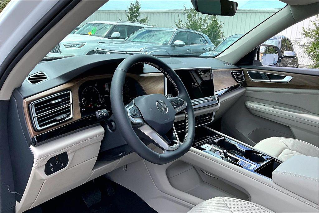 new 2026 Volkswagen Atlas car, priced at $43,581