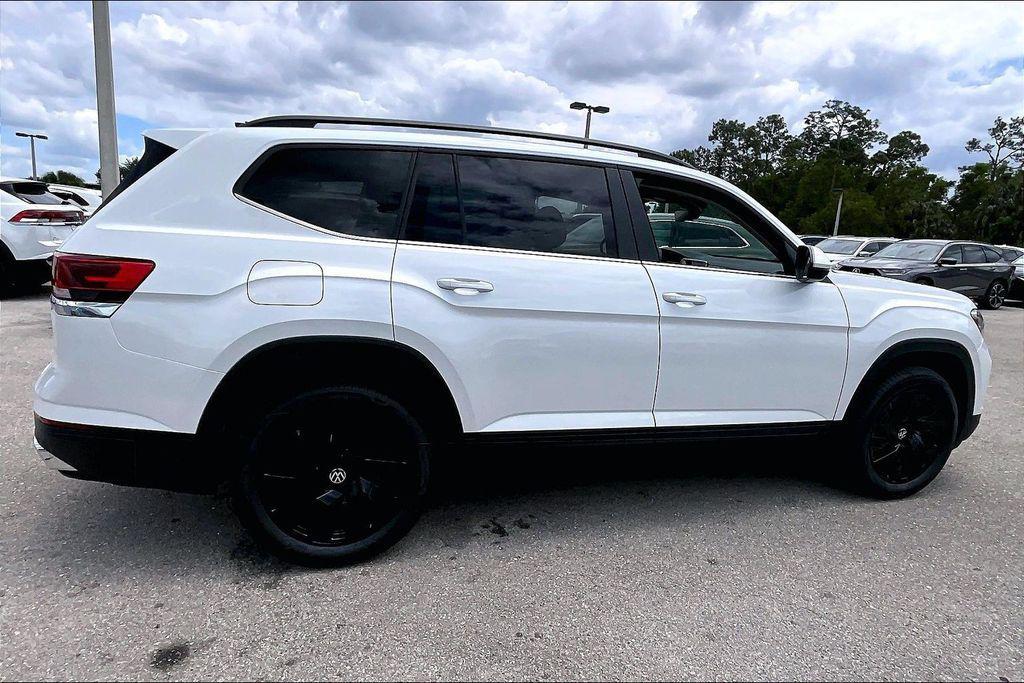 new 2026 Volkswagen Atlas car, priced at $43,581