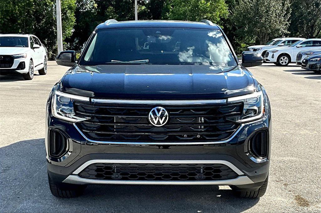 new 2026 Volkswagen Atlas Cross Sport car, priced at $43,633