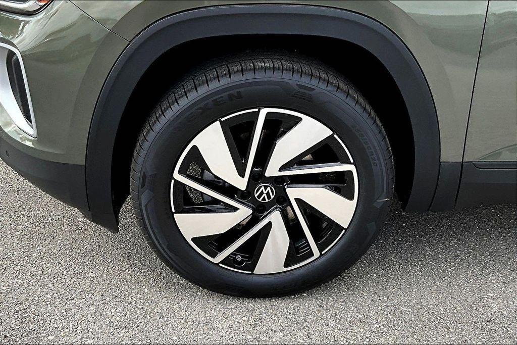 new 2026 Volkswagen Atlas car, priced at $43,793