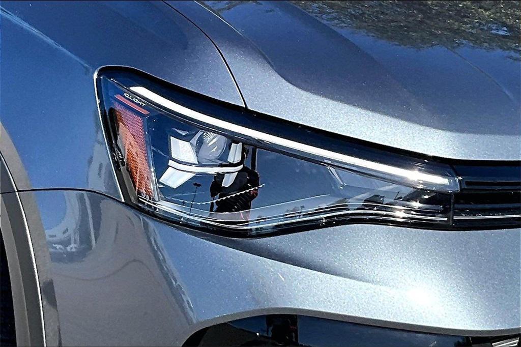 new 2026 Volkswagen Taos car, priced at $31,544