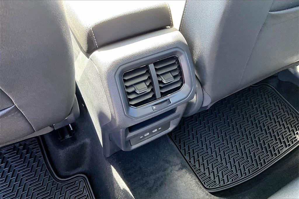 new 2026 Volkswagen Taos car, priced at $31,544