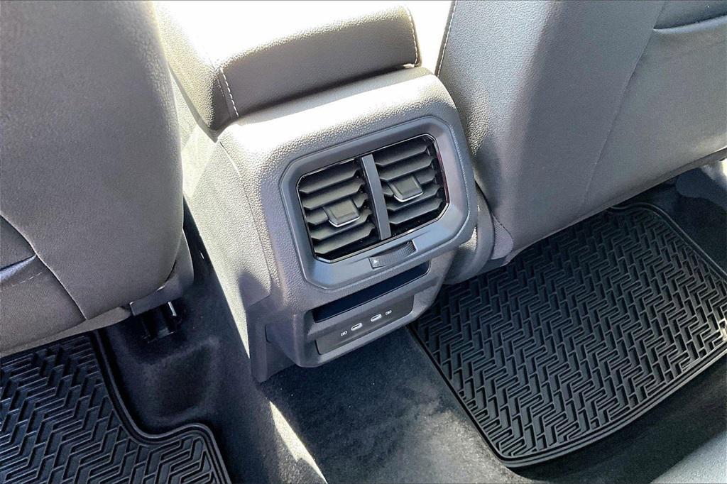 new 2026 Volkswagen Taos car, priced at $31,544