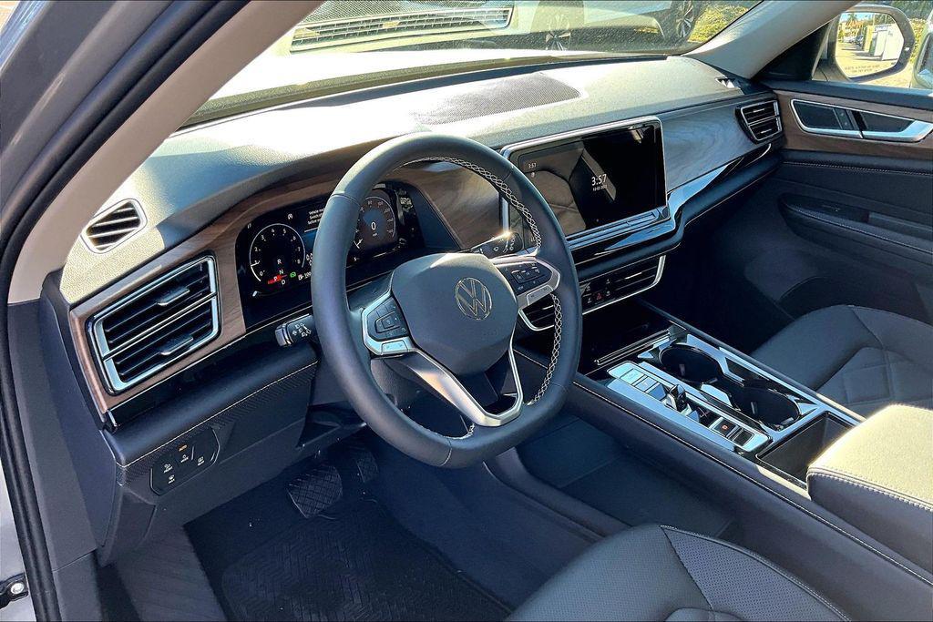 new 2026 Volkswagen Atlas car, priced at $44,029