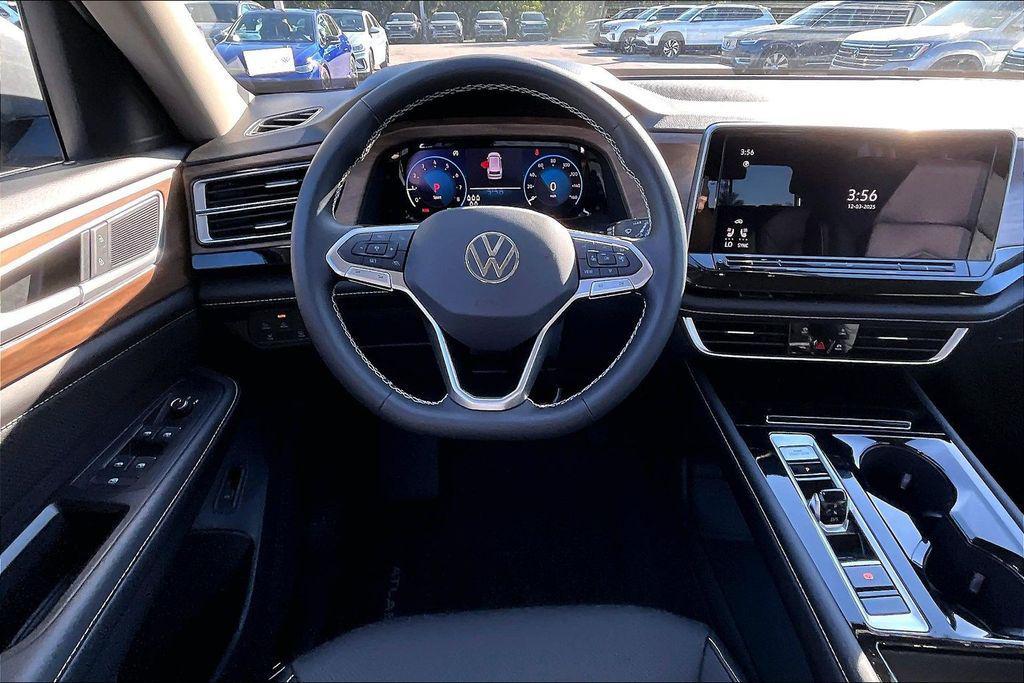 new 2026 Volkswagen Atlas car, priced at $44,029