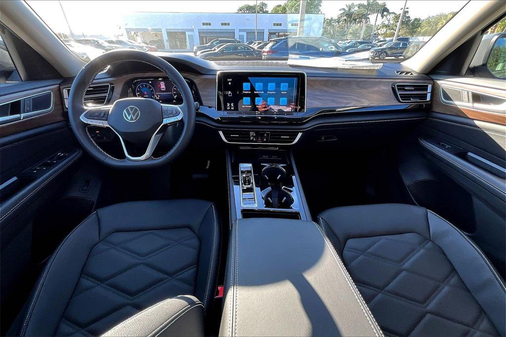 new 2026 Volkswagen Atlas car, priced at $44,149