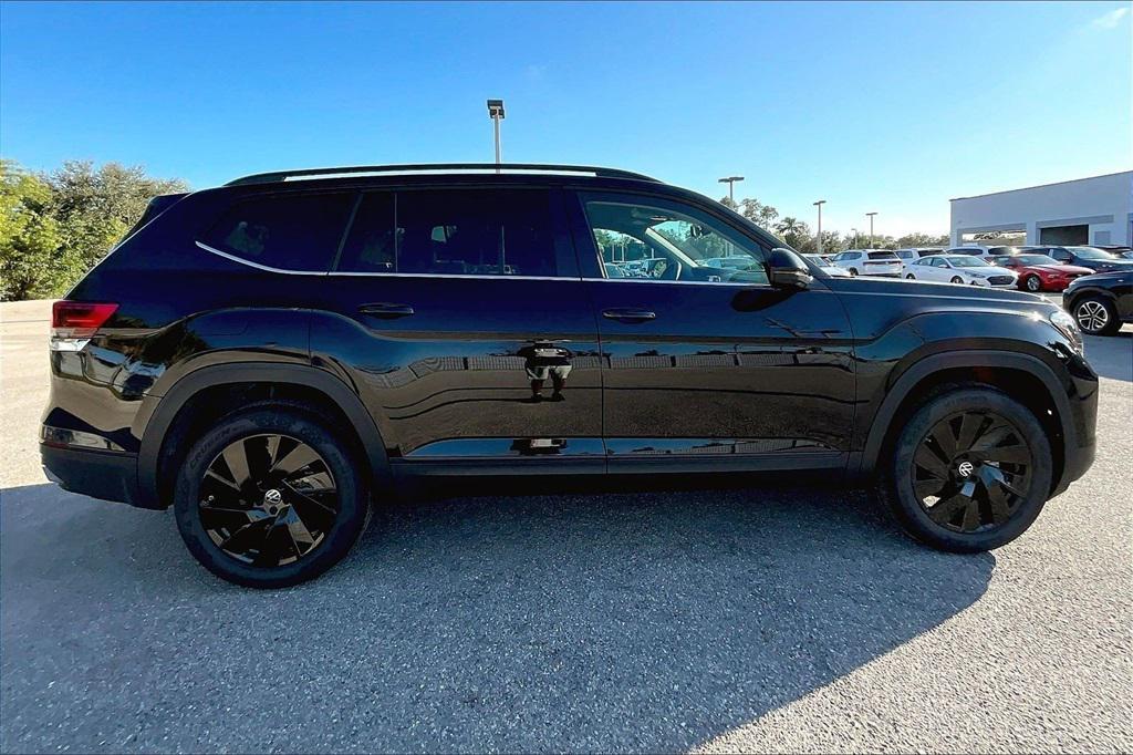 new 2026 Volkswagen Atlas car, priced at $43,538
