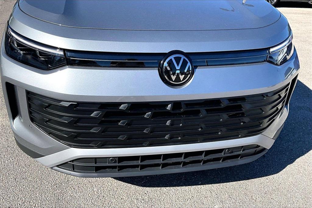 new 2026 Volkswagen Tiguan car, priced at $34,996