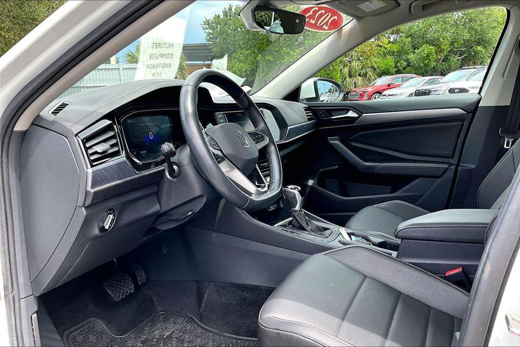 used 2023 Volkswagen Jetta car, priced at $20,287