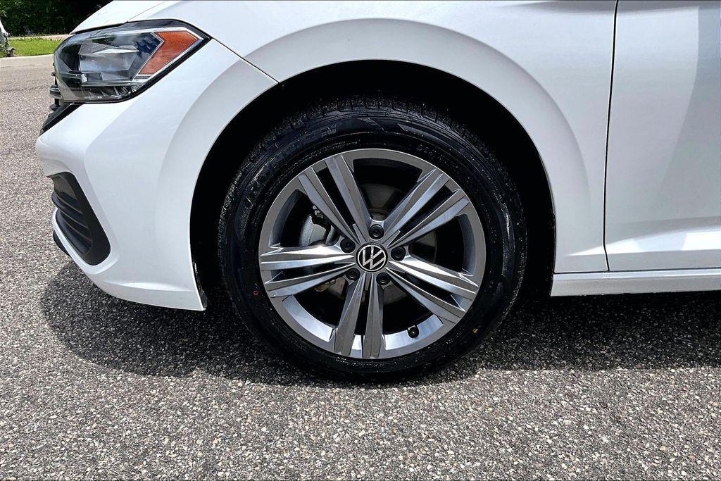 used 2023 Volkswagen Jetta car, priced at $20,287