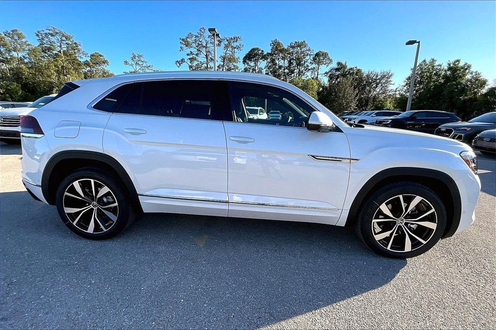 new 2026 Volkswagen Atlas Cross Sport car, priced at $52,002