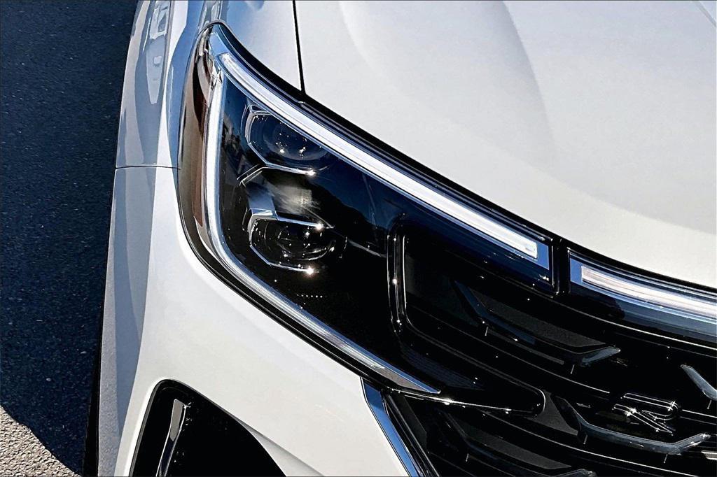 new 2026 Volkswagen Atlas Cross Sport car, priced at $52,002