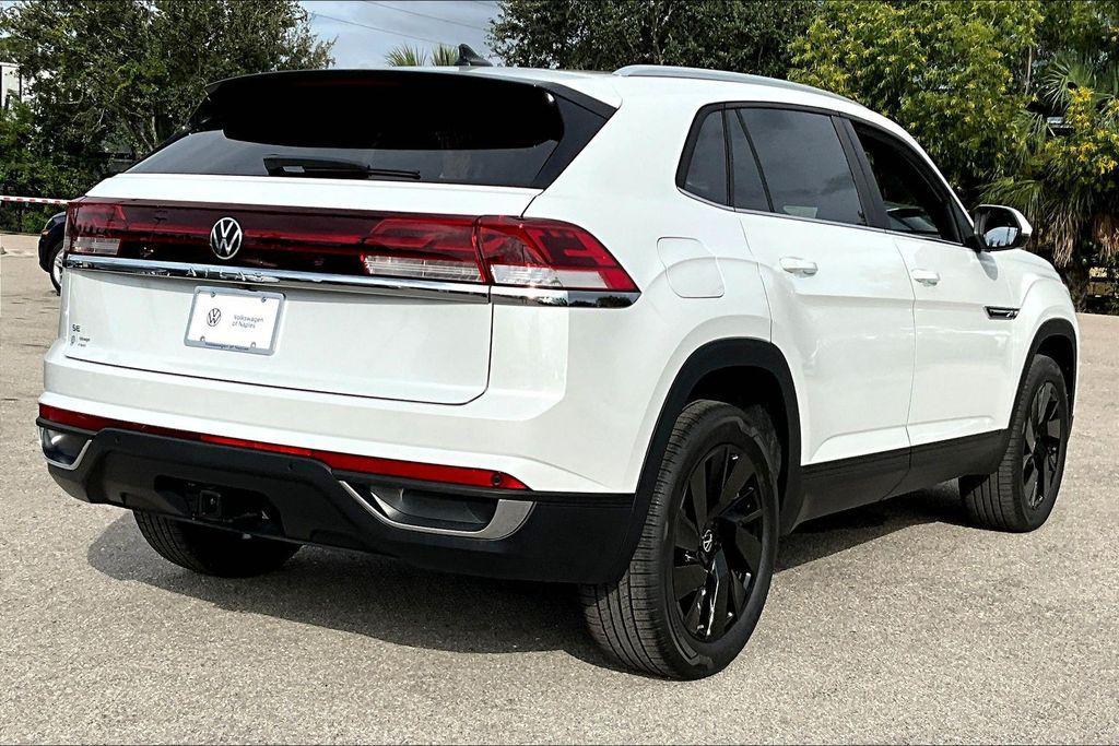 new 2026 Volkswagen Atlas Cross Sport car, priced at $42,007