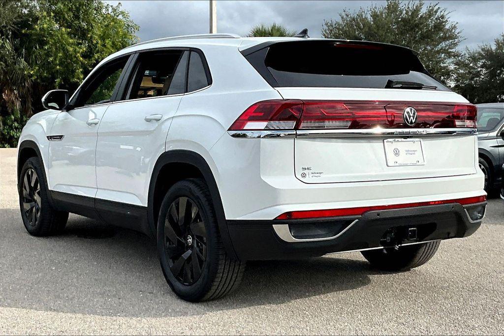 new 2026 Volkswagen Atlas Cross Sport car, priced at $42,007