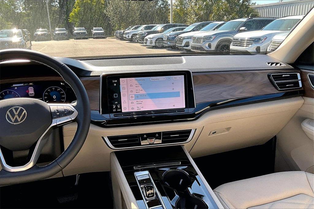 new 2026 Volkswagen Atlas car, priced at $42,359