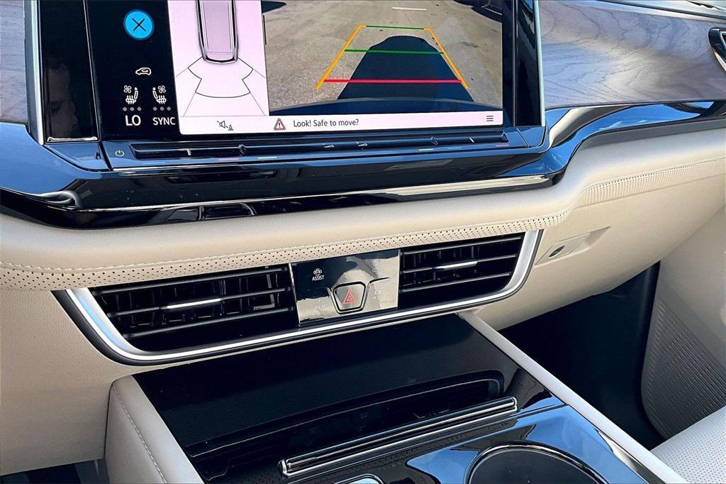 new 2026 Volkswagen Atlas car, priced at $42,359