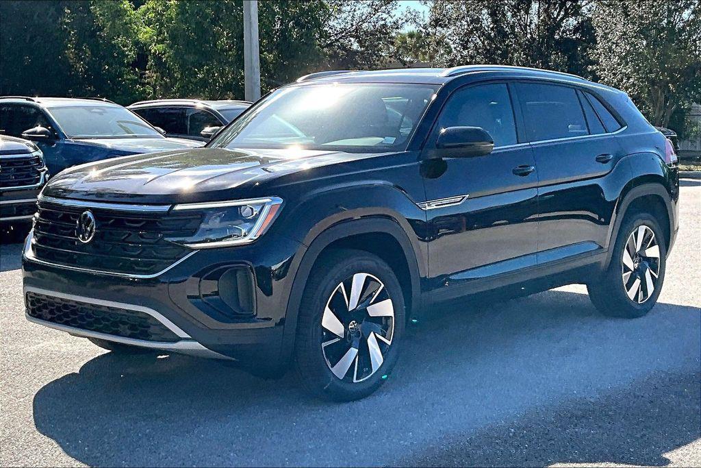 new 2026 Volkswagen Atlas Cross Sport car, priced at $42,894