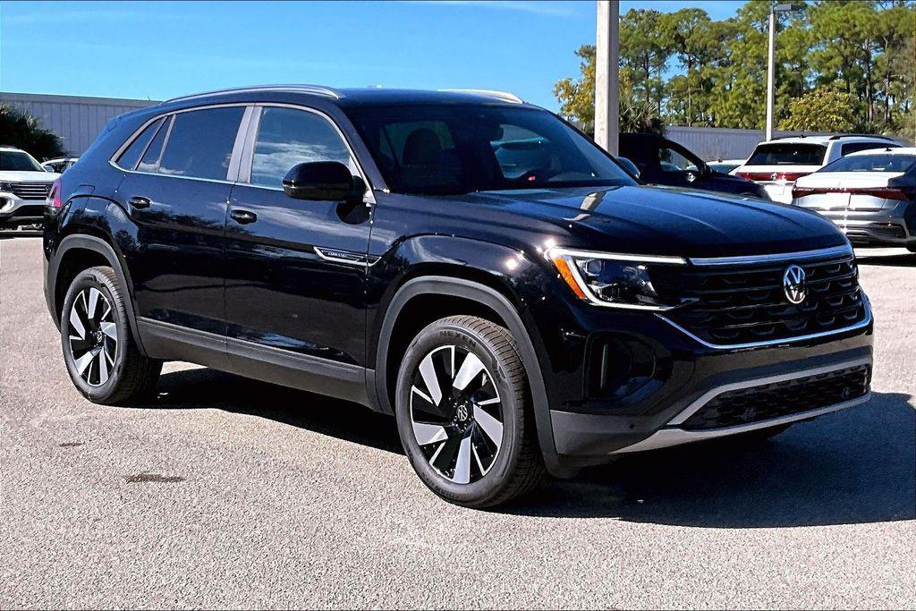 new 2026 Volkswagen Atlas Cross Sport car, priced at $42,894