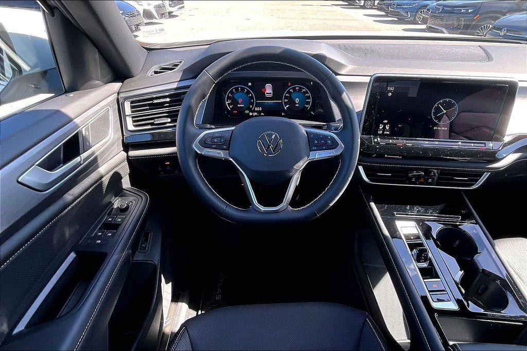 new 2026 Volkswagen Atlas Cross Sport car, priced at $42,007