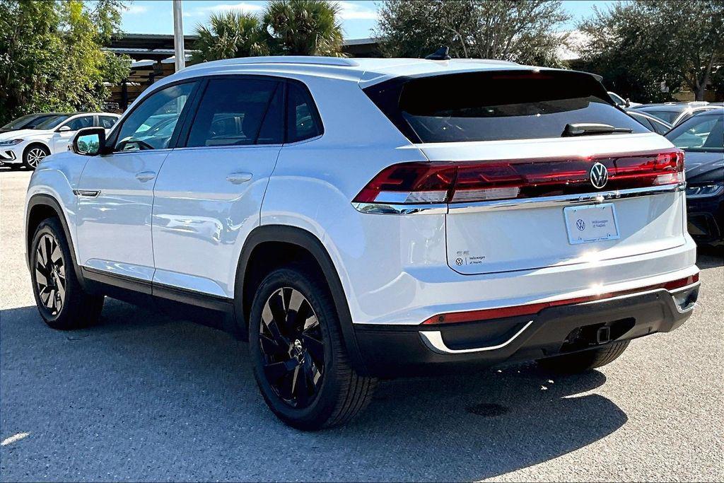 new 2026 Volkswagen Atlas Cross Sport car, priced at $42,007