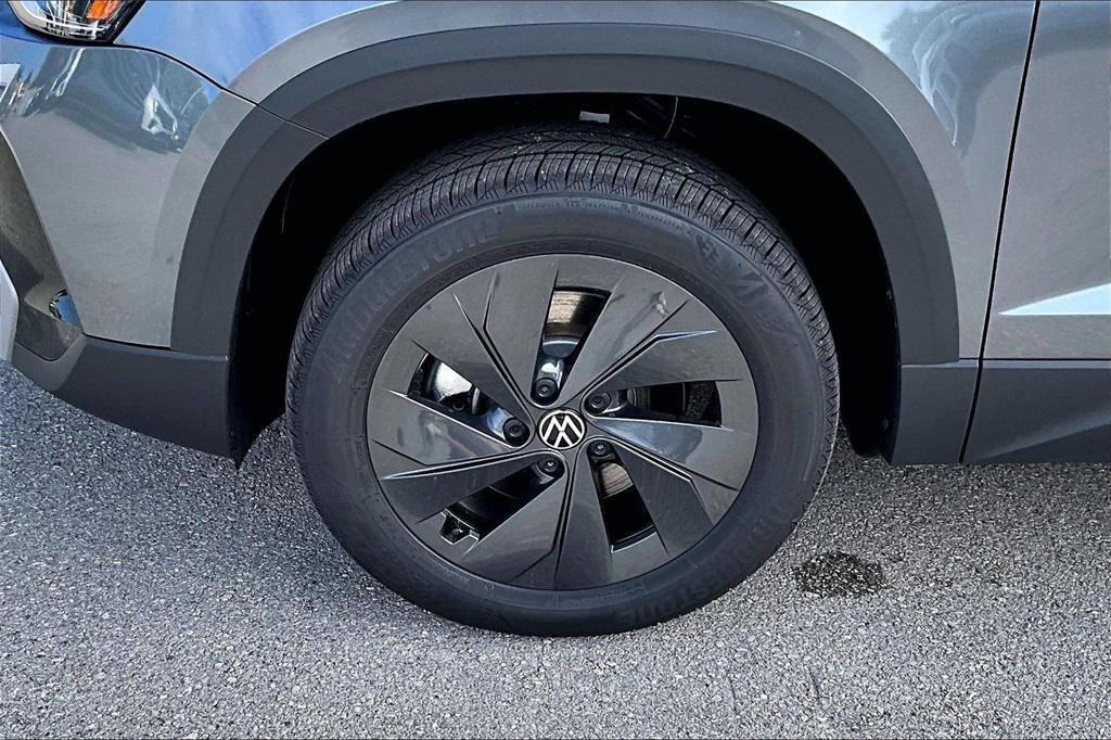 new 2026 Volkswagen Taos car, priced at $27,177