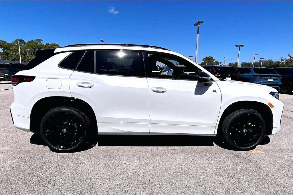 new 2026 Volkswagen Tiguan car, priced at $36,425
