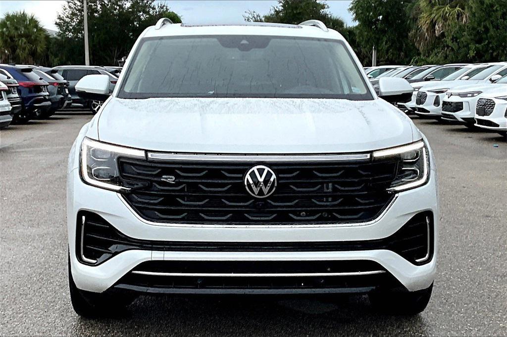 new 2026 Volkswagen Atlas car, priced at $53,429