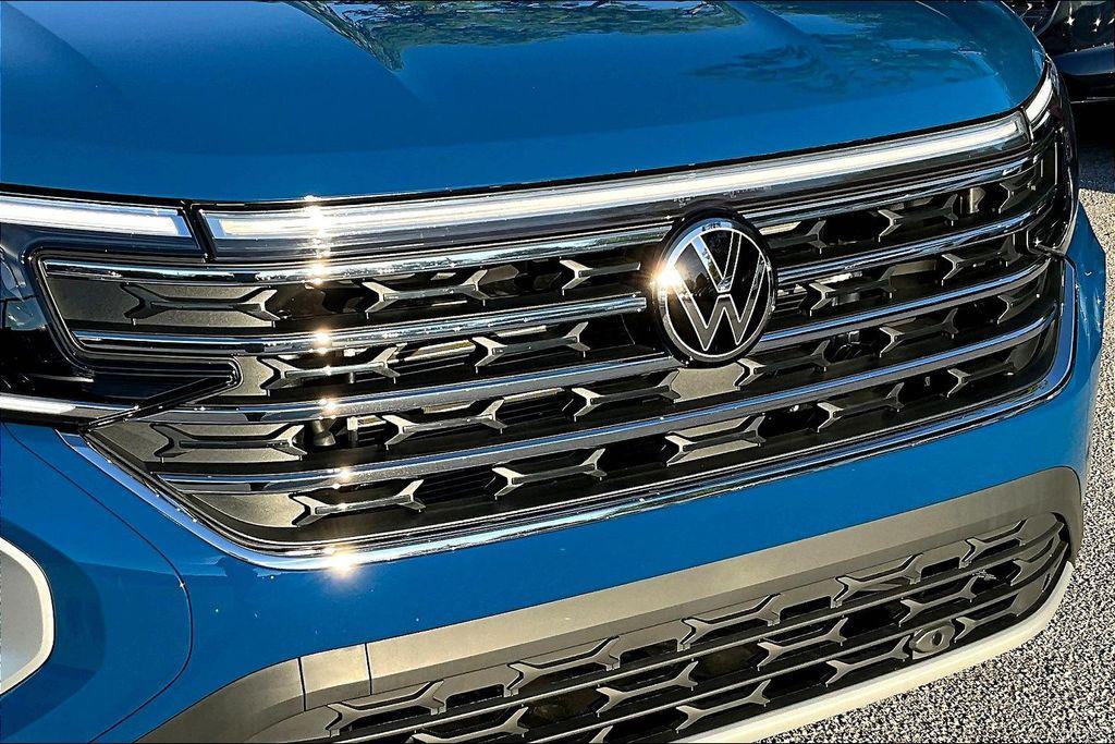 new 2026 Volkswagen Atlas car, priced at $45,076