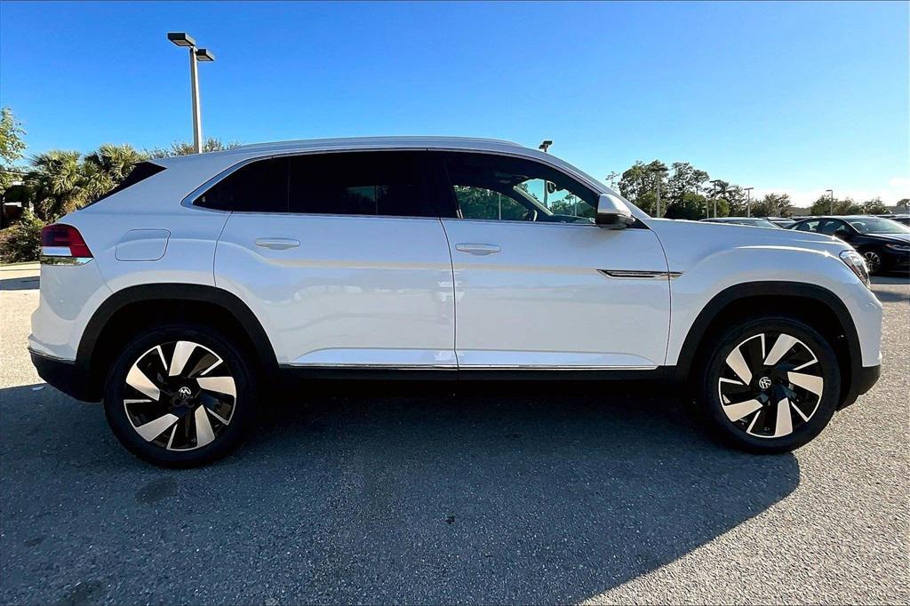 new 2026 Volkswagen Atlas Cross Sport car, priced at $47,297