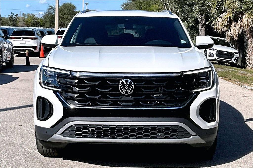 new 2026 Volkswagen Atlas Cross Sport car, priced at $42,816