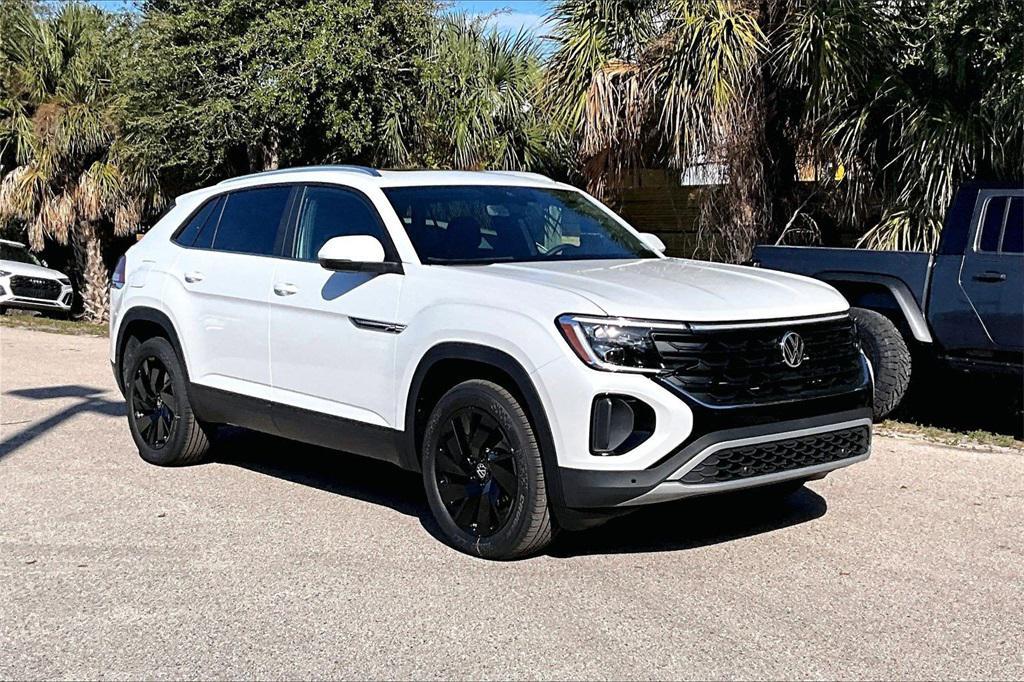 new 2026 Volkswagen Atlas Cross Sport car, priced at $42,816