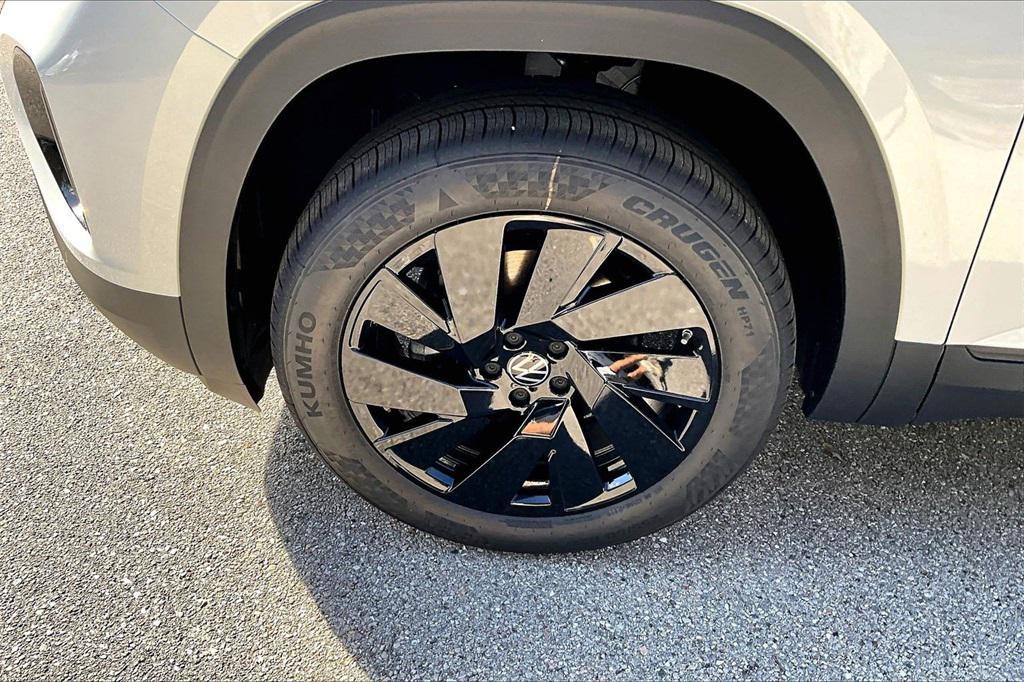 new 2026 Volkswagen Atlas Cross Sport car, priced at $42,816