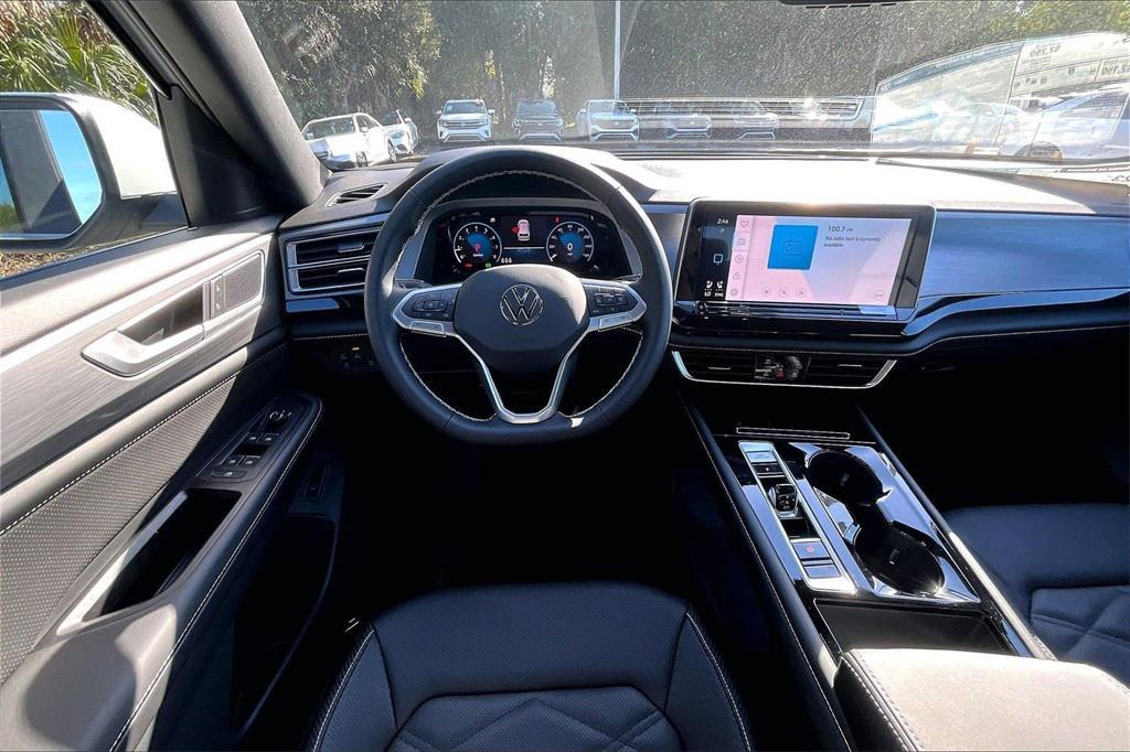 new 2026 Volkswagen Atlas Cross Sport car, priced at $42,816