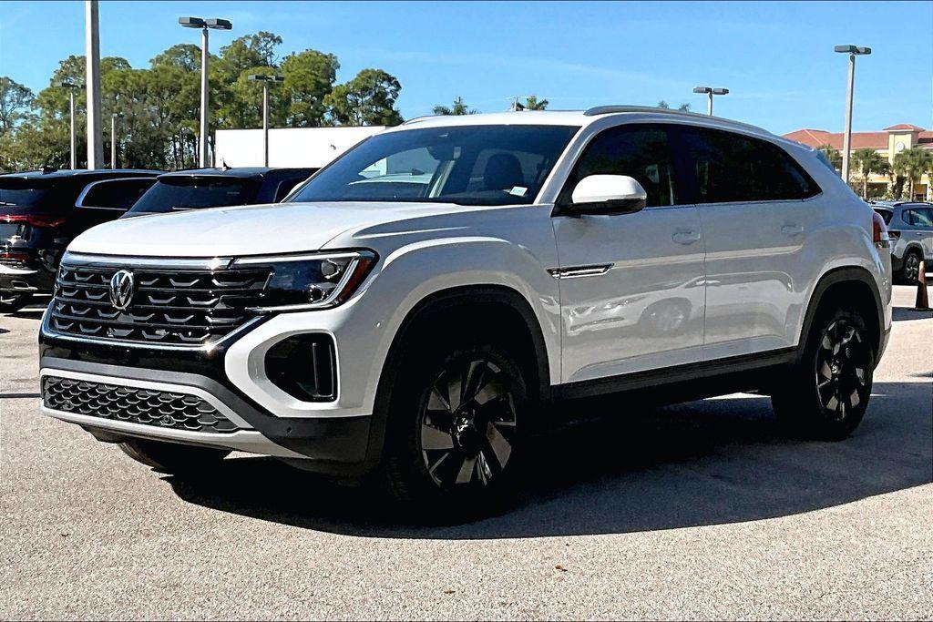 new 2026 Volkswagen Atlas Cross Sport car, priced at $41,816